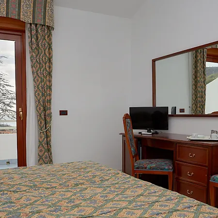 Club La Castellana 4*