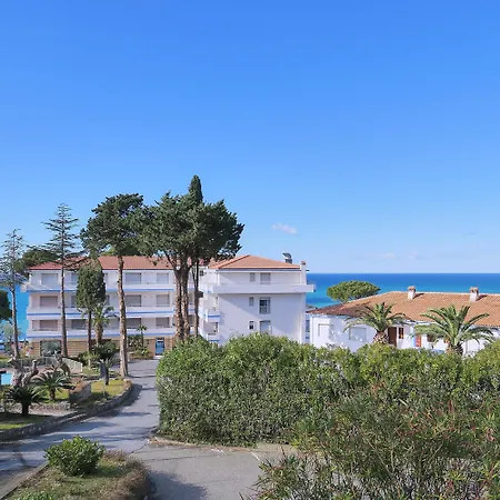 Club La Castellana Aparthotel 4*