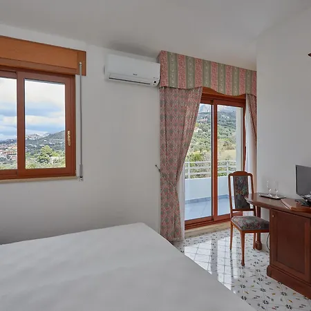 Hotel apartamentowy Club La Castellana