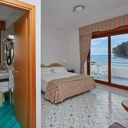 Club La Castellana 3*