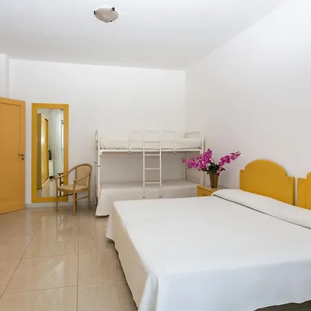 Club La Castellana 3*