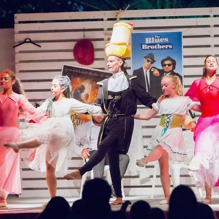 Club La Castellana アパートホテル ベルヴェデーレ・マリッティモ