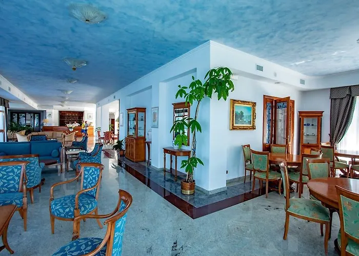 شقة فندقية Club La Castellana 3*