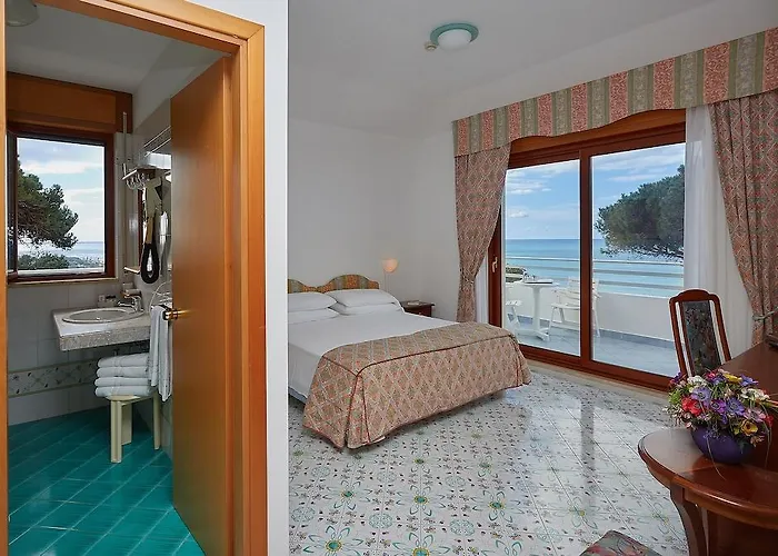 Club La Castellana 3*