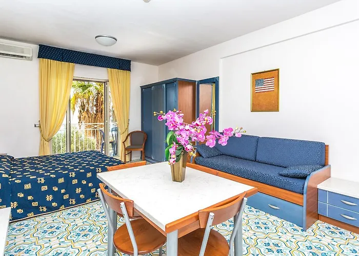 Club La Castellana شقة فندقية