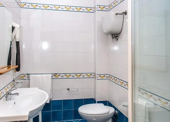 Club La Castellana 3* بلفيديري ماريتّيمو